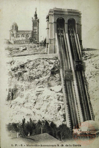 MARSEILLE -Ascenseur N.D. de la Garde