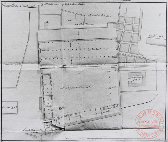 Thionville du 8e octobre 1698. Maisons, cabinet et jardin de la veuve Pidolle puis projet pour un arsenal