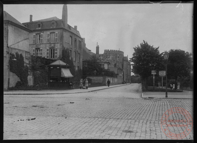 La Tour aux Puces vers 1910-1918