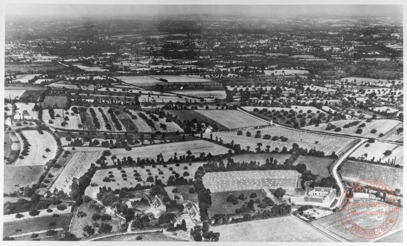 59. Agriculture - Le bocage au sud de Saint-Brieuc, Meslin
