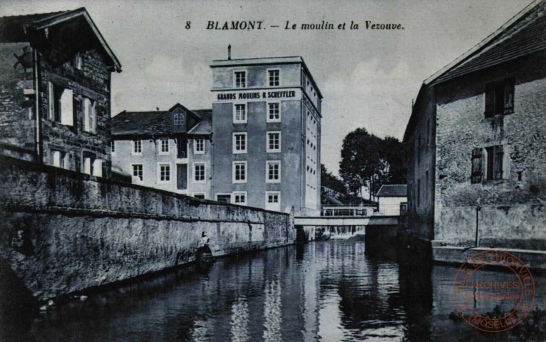 Blamoni : Le moulin et la Vezouve