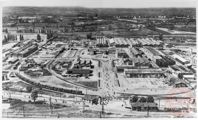88. Industrie - Les usines Dunlop à Montluçon