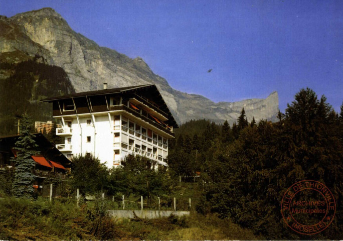 'Le Faucigny' et la Chaine des Fiz - Plateau d'Assy (Haute-Savoie)