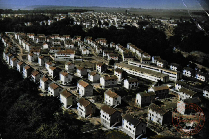 En avion au-dessus de... Villerupt (M.-et-M.) - Les nouvelles cités de butte - Les quatre chemins