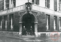 Café-restaurant F.N. Krieger, 13 rue du Four Banal en 1910