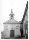 Chapelle Saint-Luc (ou chapelle Saint-Fiacre), 54 Grand Rue à Dodenom (commune de Roussy-le-Village). Elle est datée de 1752. Les vitraux datent, quant à eux, de 1936. Elle est consacrée à Saint Fiacre, un moine herboriste du VIIème siècle