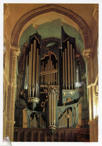 Basilique St-Andoche - Saulieu (21). L'orgue.