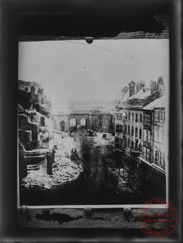 Porte de la Moselle et rue du Pont. Guerre de 1870-1871