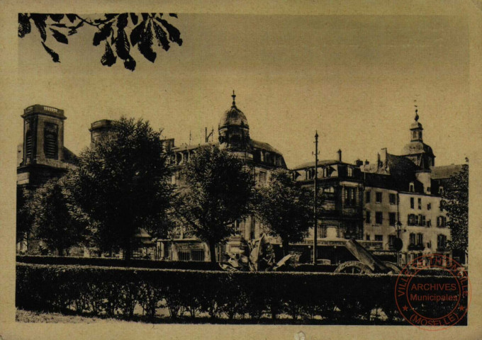 Thionville - Vue sur l'Eglise Cath.