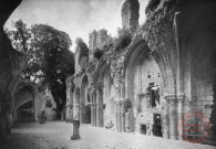 Jumièges (Seine-Inférieure) - Ruines de l'Abbaye - Les Celliers (fin du XIIe s.)