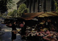 PARIS - Le Marché aux fleurs place de la Madeleine