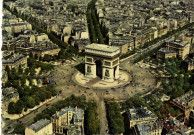 En avion sur Paris... La Place de l'Arc de Triomphe de l'Etoile. A droite, l'avenue des Champs-Elysées