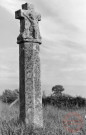 Croix des champs située route de Koeking au hameau de Husange (commune de Cattenom)