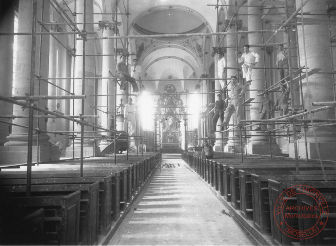 Travaux de ravalement intérieur de l'église Saint-Maximin