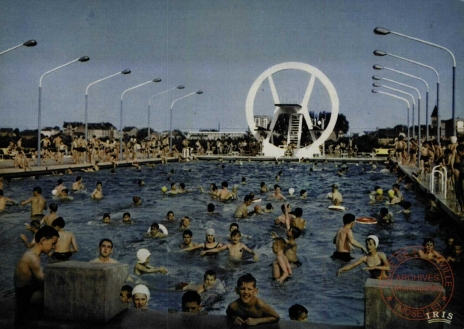 Thionville (Moselle) - Piscine Municipale - le Bassin Olympique