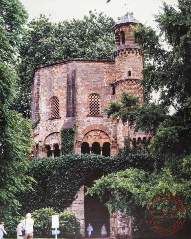 [Ancienne abbaye bénédictine de Mettlach, en Allemagne, dans la Sarre]