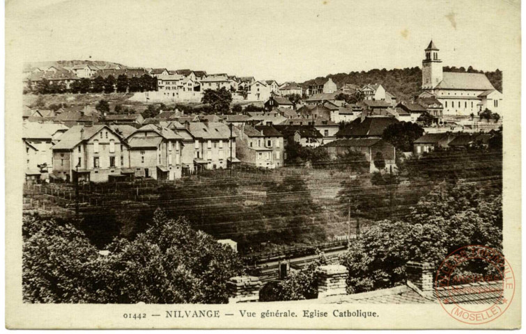 NILVANGE - Vue générale - Eglise Catholique