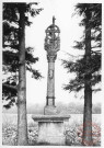 Bildstock de Bohler, route d'Usselkirch à Breistroff-la-Grande. Croix monumentale de 5m de hauteur datée 1715