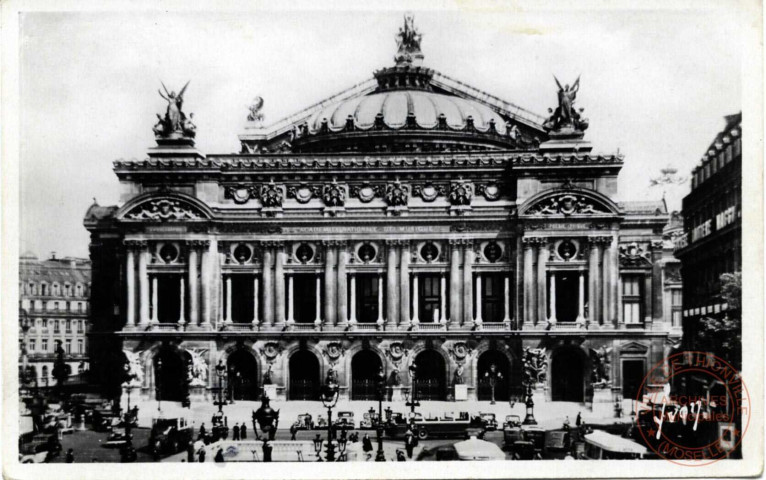 Paris - Place de l'Opéra - Avenue et Théâtre de l'Opéra