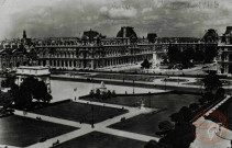 PARIS EST SES MERVEILLES : Perspectives sur la Place du Carrousel et le Palais du Louvre