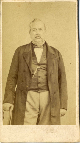 [Photographie d'un homme dans les années 1890]