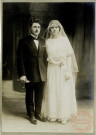 [Photographie de mariage du maire de Thionville Henri Léonard avec Anne Kettenring à Sarreguemines en 1911]