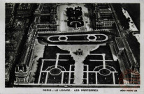 PARIS - Le Louvre. Les Parterres