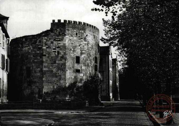 Thionville - La Tour aux puces - Vestiges d'un château féodal du XI siècle