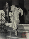 [Statuette d'un angelot jouant de la flûte traversière. Orgue de l'église Saint-Maximin]