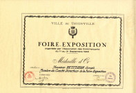Diplôme décerné à Monsieur Petitjean Joseph, membre du comité-directeur de la foire-exposition lors de la foire-exposition organisée par l'association des commerçants du 11 au 21 septembre 1948.