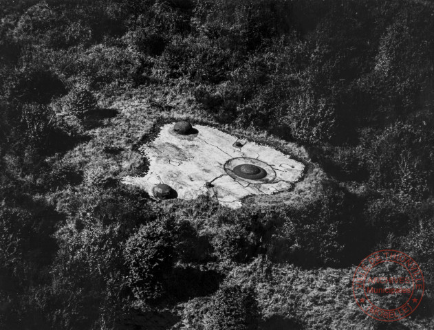 Vue aérienne du Hackenberg - Bloc tourelle de (75?)