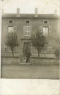 [Photographie d'une maison de Sérémange dans les années 1910]