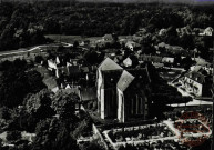 EN AVION AU-DESSUS DE.... St Jean aux Bois (Oise) - l'Eglise