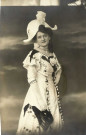 [Photographie d'une femme dans les années 1910]