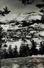 Les belles Alpes françaises. Villars-de-Lans. Vue générale et le Cornaflon.