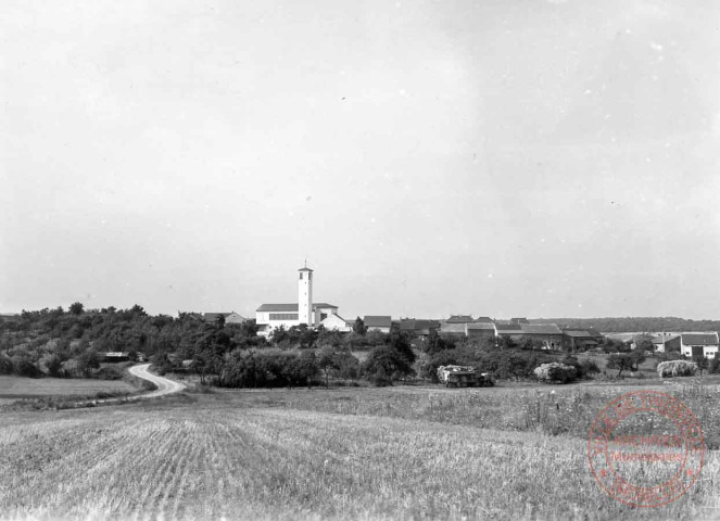 [Nouvelle église de Roussy-le-Village]