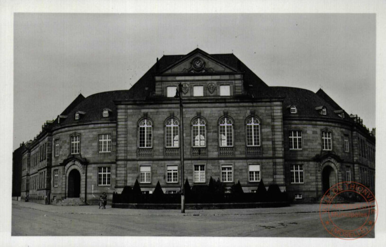 Thionville (Moselle) - Ecole primaire