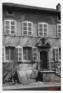 41 rue du Fort à Rodemack. Niche avec statuette de Saint-Nicolas. 1734