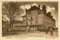 Thionville - Caserne Jeanne d'Arc. Bâtiment C.H.R.