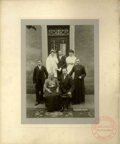 [Photographie d'un mariage à Algrange dans les années 1900]