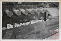 Train de rouleaux arrière cisaille de 300. Le béton d'assise des plaques de guidage et de glissement est démoli.