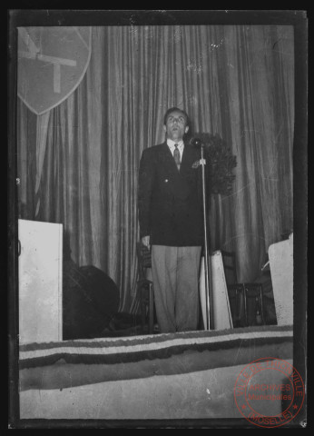 Foire exposition de 1948 - Spectacle au théâtre