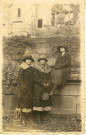 [Photographie des trois filles Hourte à Heidelberg le 10 novembre 1922]