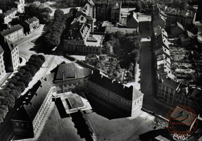 Thionville (Moselle) - Vue aérienne - Ecole Poincaré