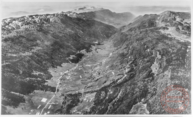 49. Relief - Jura : La vallée de la Valserine - Mijoux