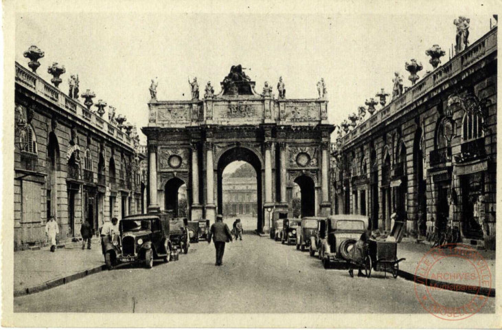 Nancy - L'Arc de Triomphe - Rue Héré - Vue prise de la Place Stanislas