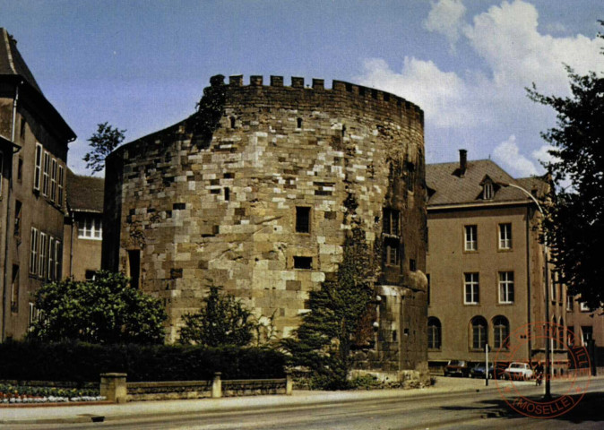 Thionville - La Tour aux puces