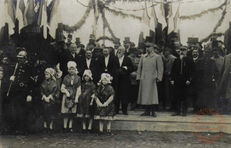 Thionville - Inauguration de l'Avenue du Maréchal Pétain en 1920