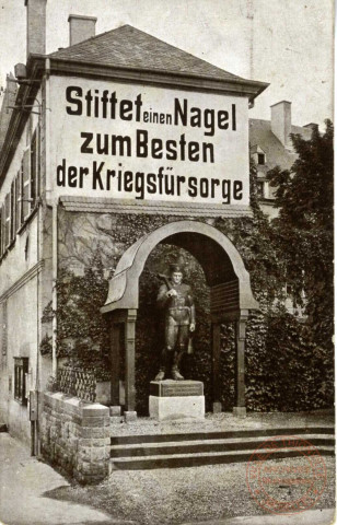 Stiftet einen Nagel zum Bestern der Kriegsfürsorge