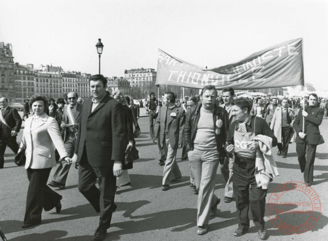 [Usinor, manifestation nationale à Paris en avril 1977]